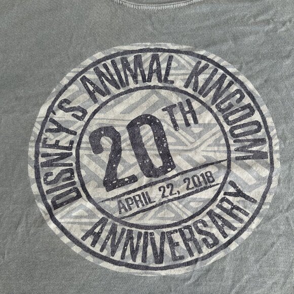 Disney's Animal Kingdom 20th Anniversary April 22 2018 2XL Blue T-Shirt RARE - Picture 3 of 8